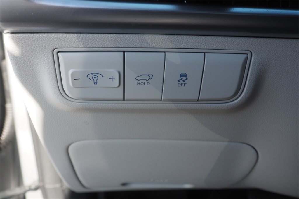 2025 Hyundai Tucson SEL photo 18