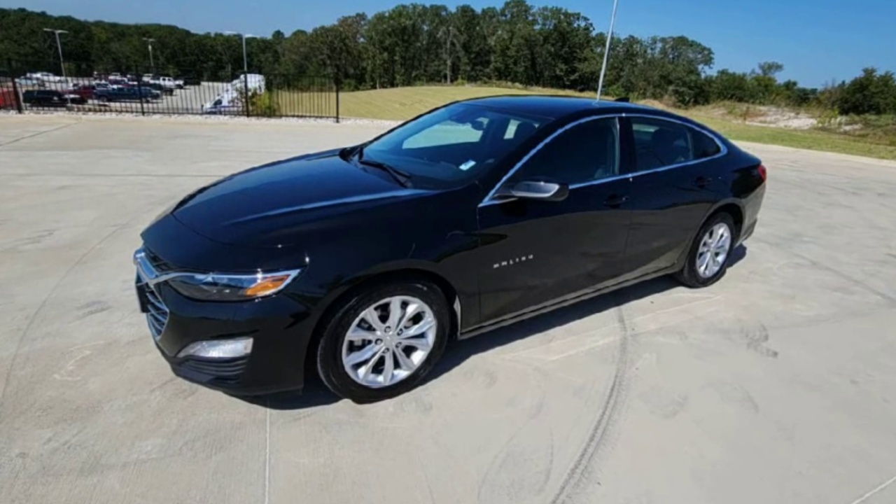 2023 Chevrolet Malibu 1LT photo 34