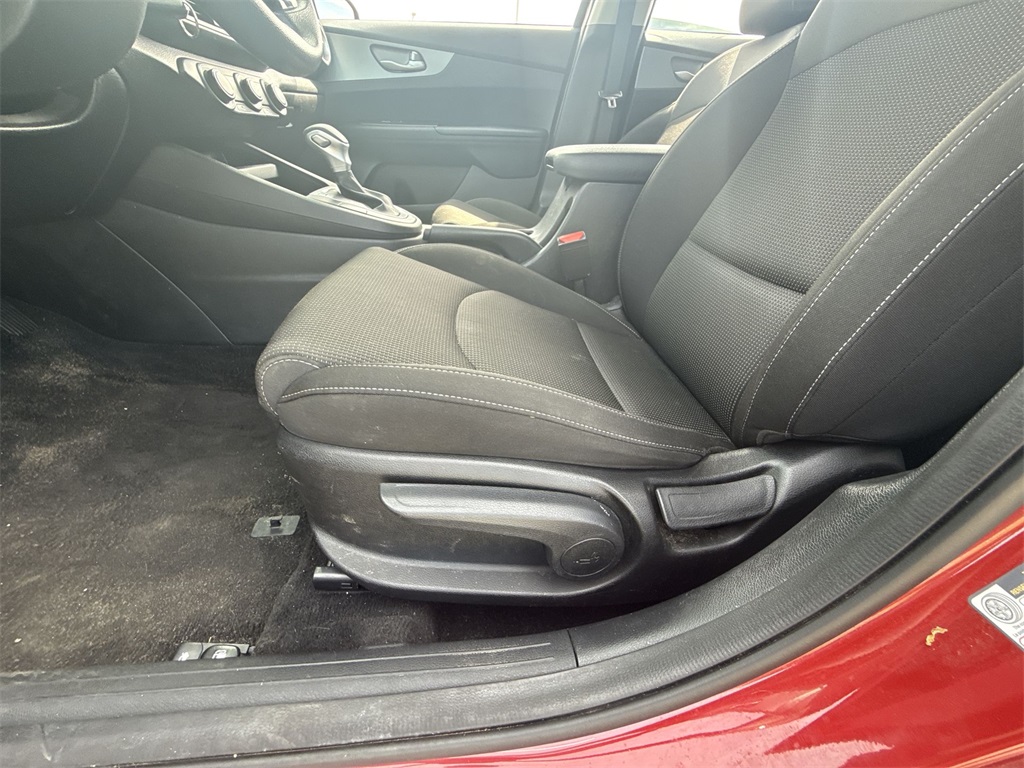 2021 Kia Forte LXS photo 14