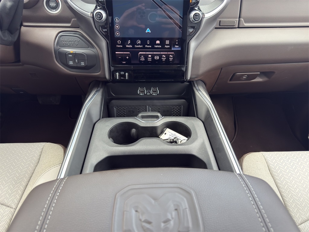 2025 Ram 2500 Laramie photo 14