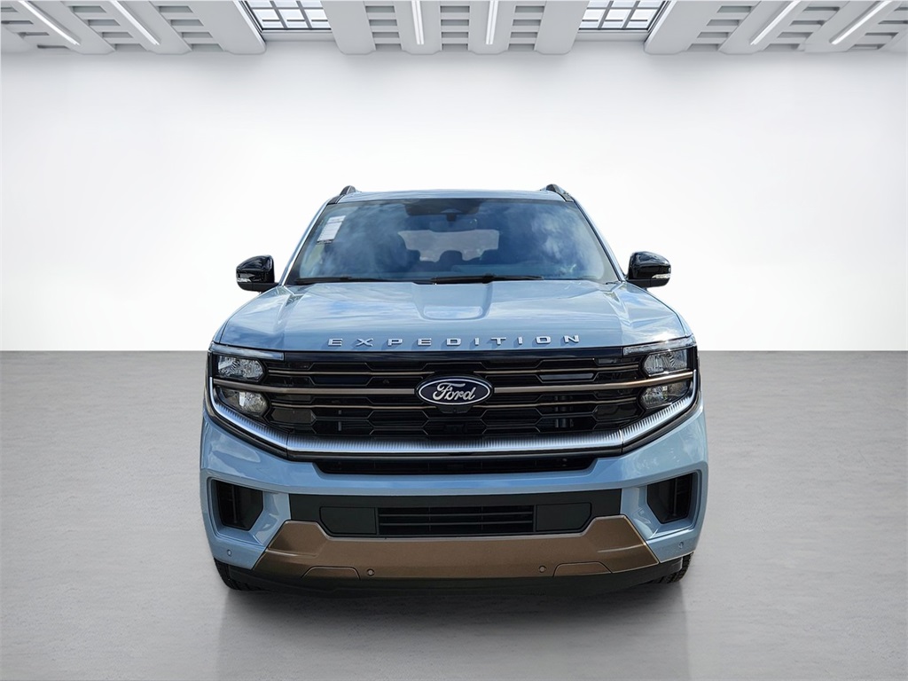 2025 Ford Expedition King Ranch photo 2