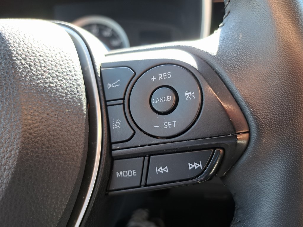 2022 Toyota Corolla SE photo 19