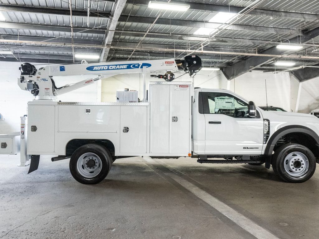 2024 Ford F-600 photo 7
