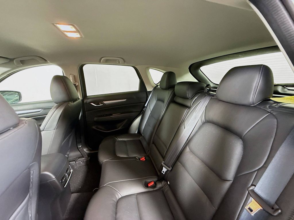2025 Mazda CX-5 2.5 Select photo 22