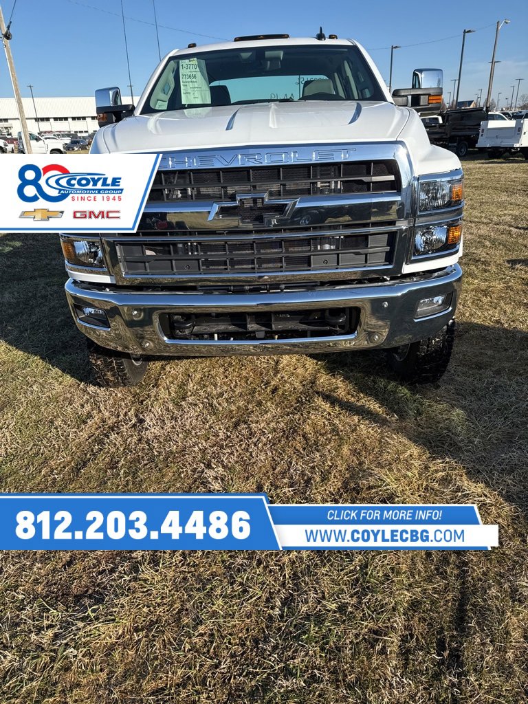 2024 Chevrolet Silverado 4500 Medium Duty Chassis Cab Work Truck's photo