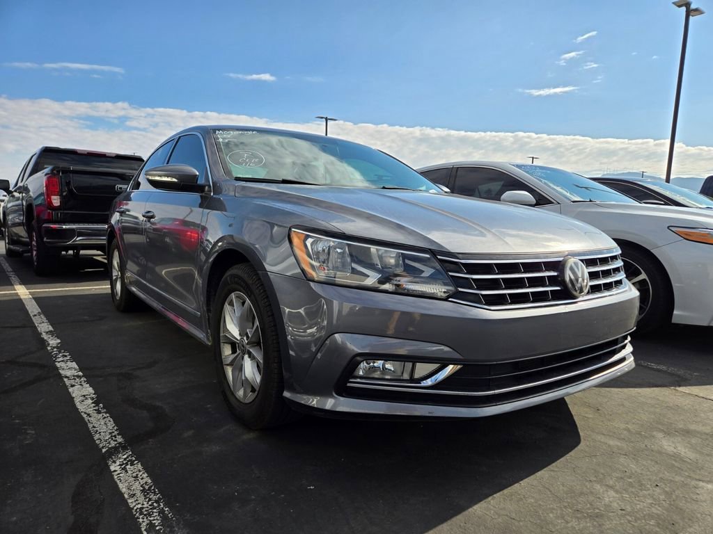 2017 Volkswagen Passat S