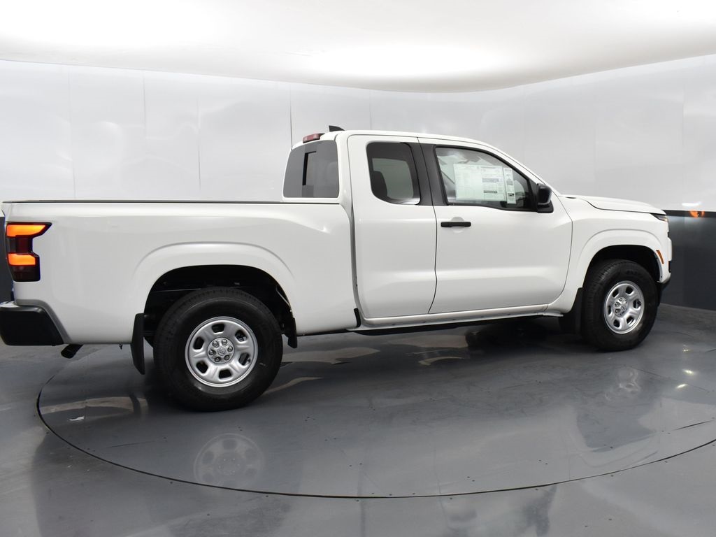 2026 Nissan Frontier S photo 8