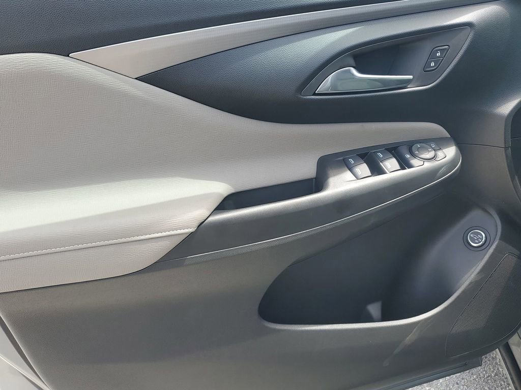 2025 Buick Envista Avenir photo 37
