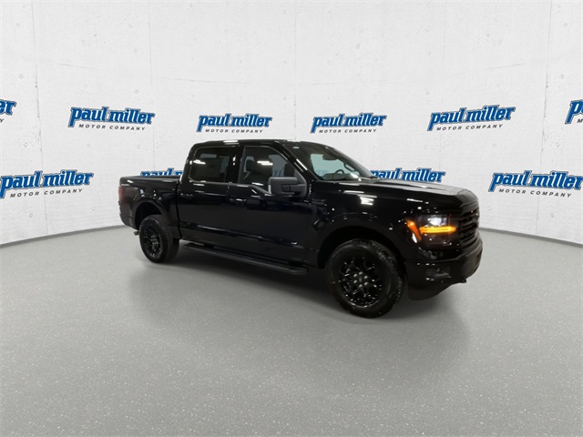2025 Ford F-150 XLT photo 3
