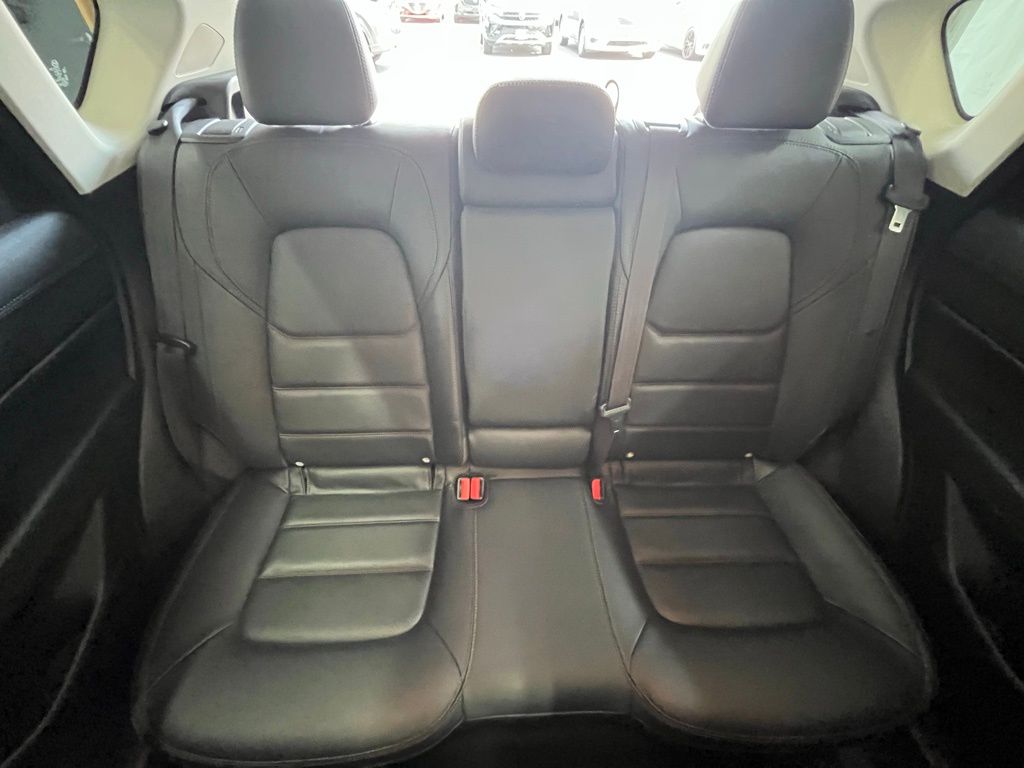 2021 Mazda CX-5 Touring photo 26