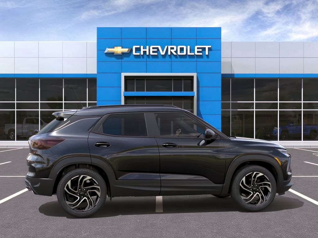 2026 Chevrolet Trailblazer RS photo 2