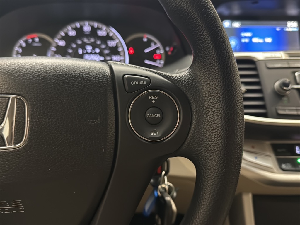 2013 Honda Accord LX photo 16