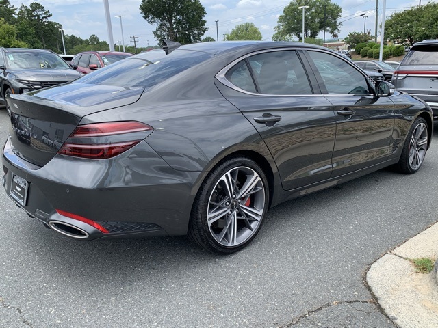 2025 Genesis G70 2.5T photo 5