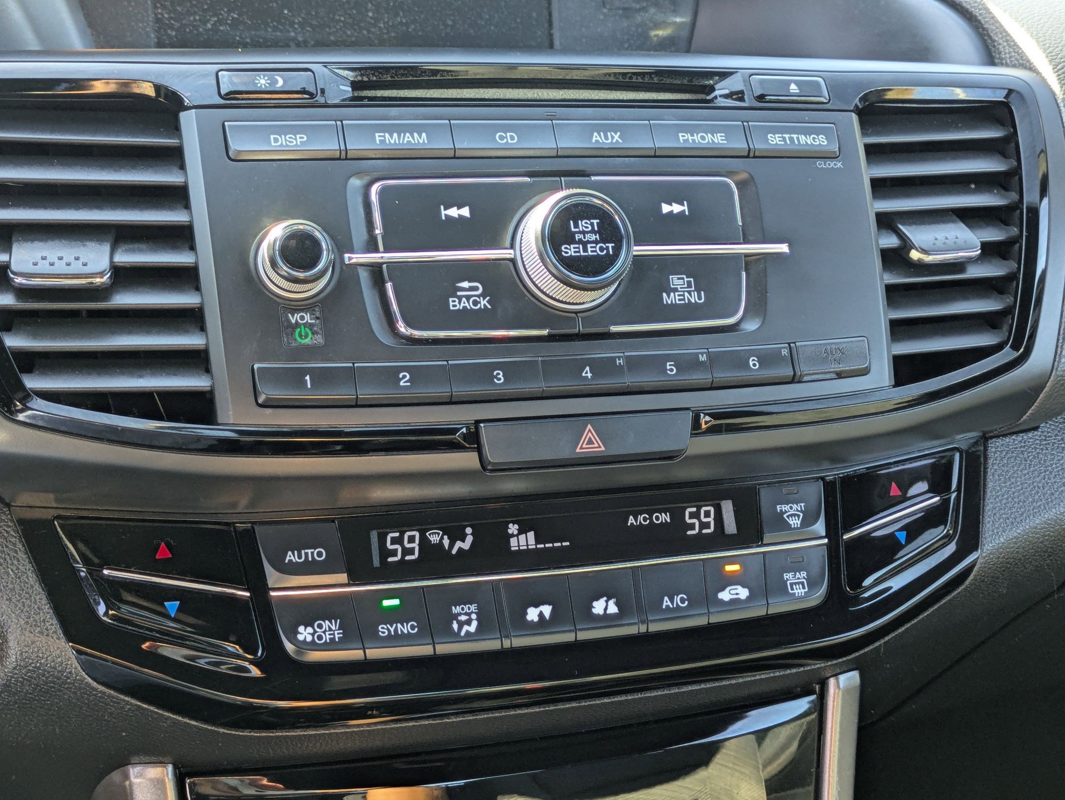 2016 Honda Accord photo 13