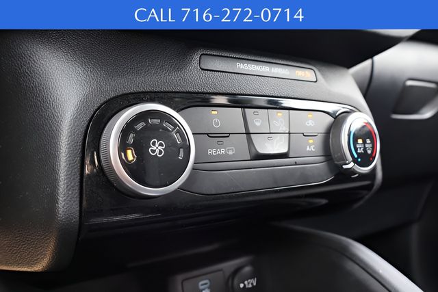 2022 Ford Escape SE photo 16