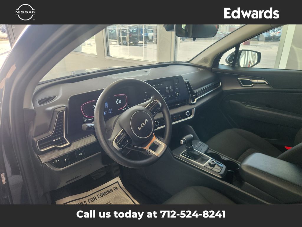 2024 Kia Sportage LX photo 15