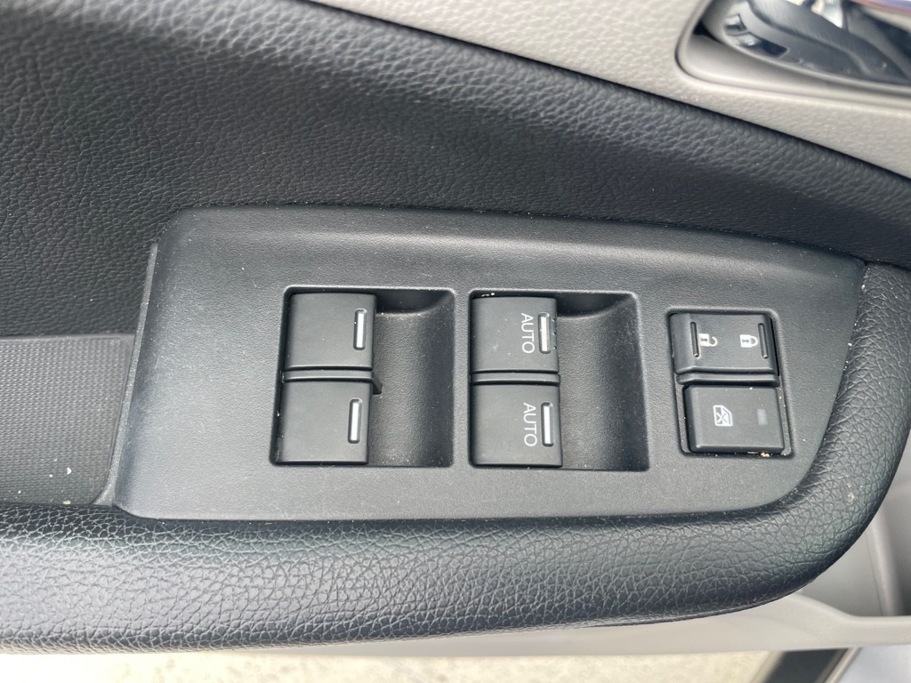 2016 Honda Pilot EX-L photo 12