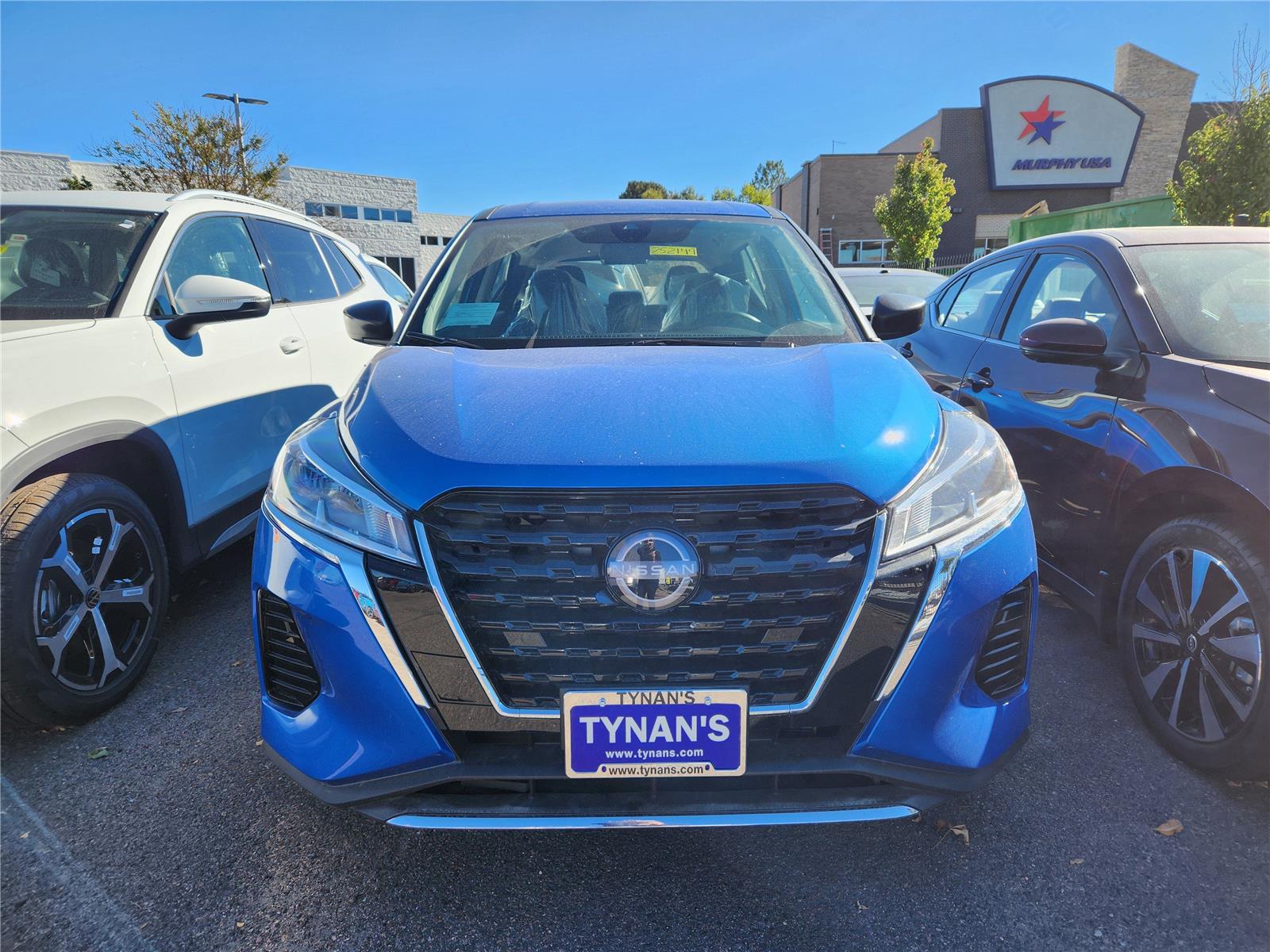 2025 Nissan Kicks Play S photo 2