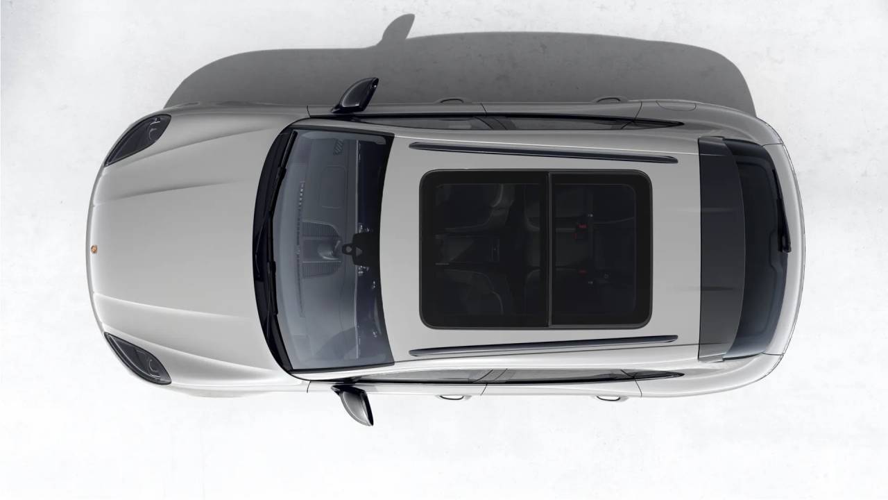 2026 Porsche Macan T photo 5