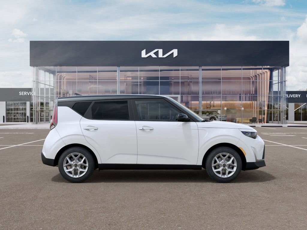 2025 Kia Soul S photo 5