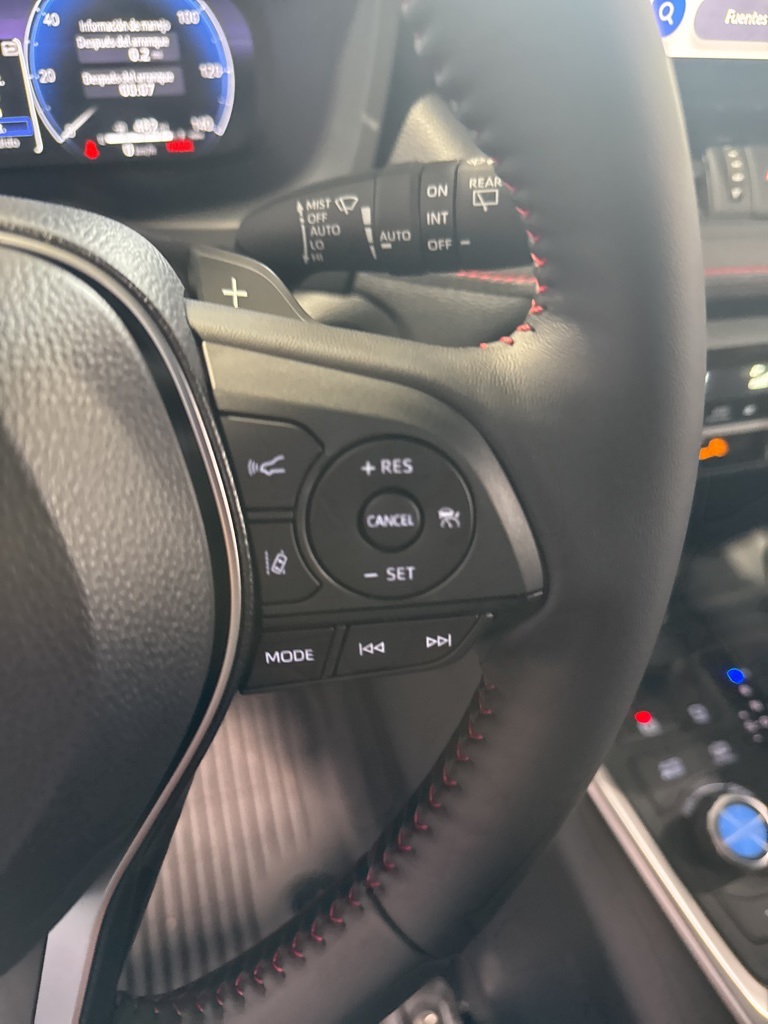 2025 Toyota RAV4 Hybrid XSE photo 33