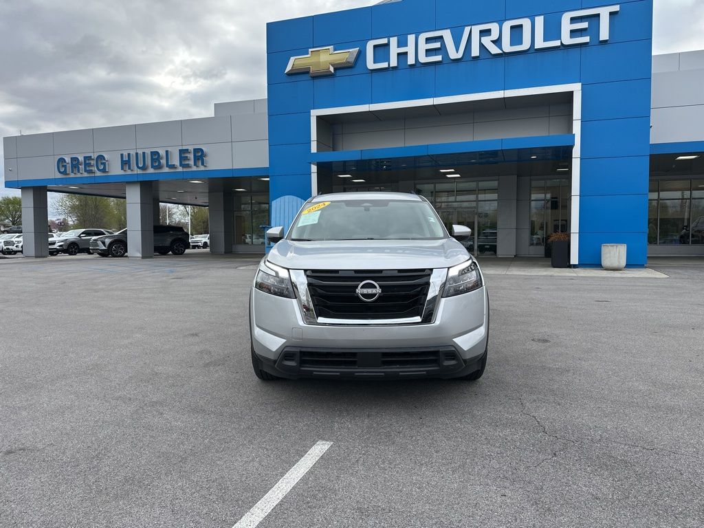 2024 Nissan Pathfinder SV photo 8