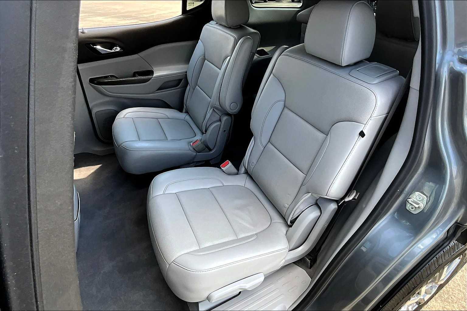 2022 Gmc Acadia SLT photo 19