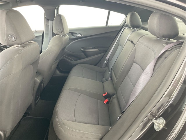2017 Chevrolet Cruze LT photo 41