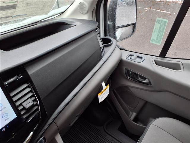 2024 Ford Transit photo 17