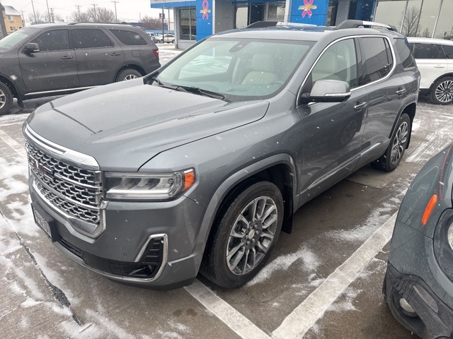 2020 GMC Acadia Denali's photo