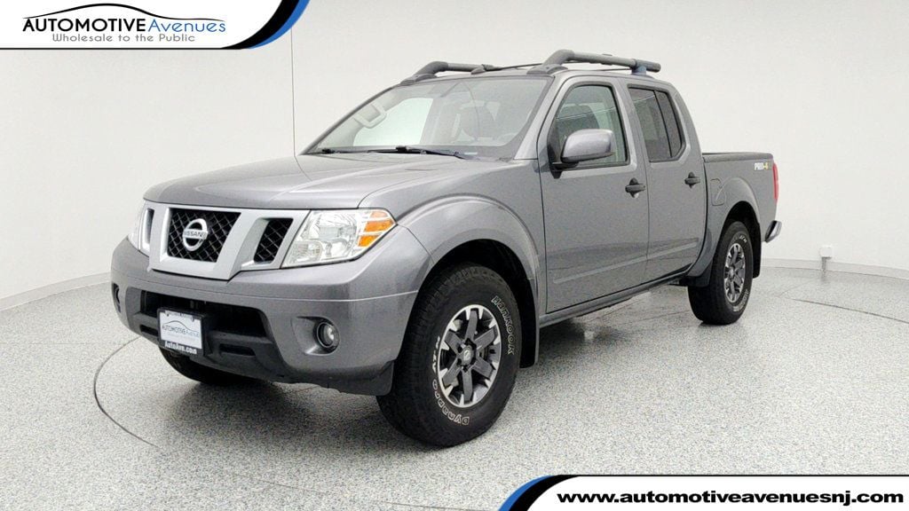 2021 Nissan Frontier PRO-4X's photo