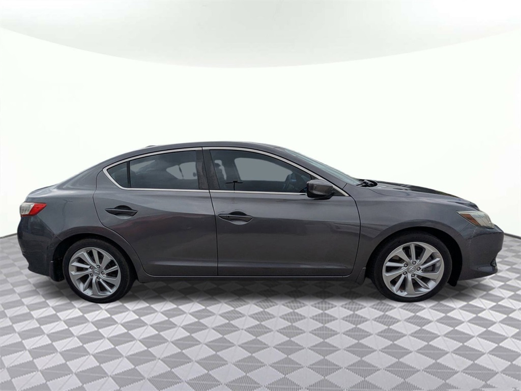 2017 Acura ILX Premium Technology Plus photo 2