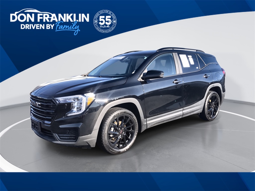 2023 GMC Terrain SLE's photo
