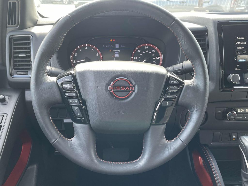 2024 Nissan Frontier PRO-X photo 12