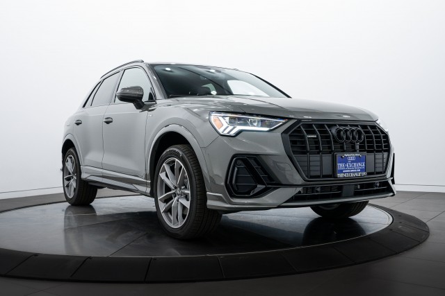 2025 Audi Q3 S line Premium