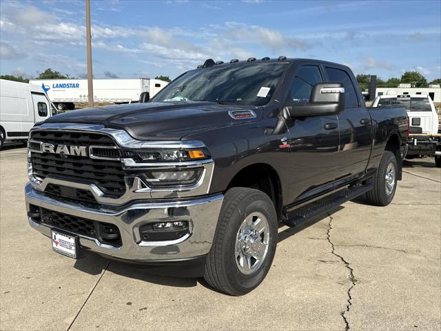 2025 Ram 2500 Tradesman photo 3