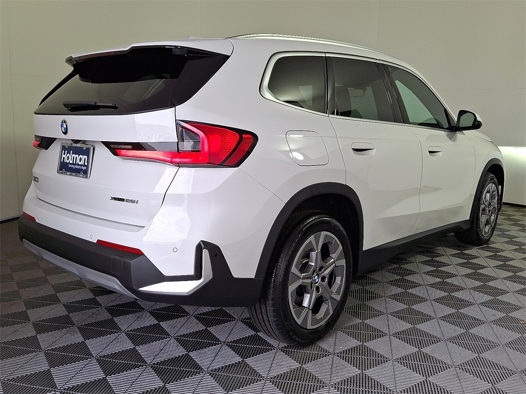 2023 Bmw X1 XDrive28i photo 4