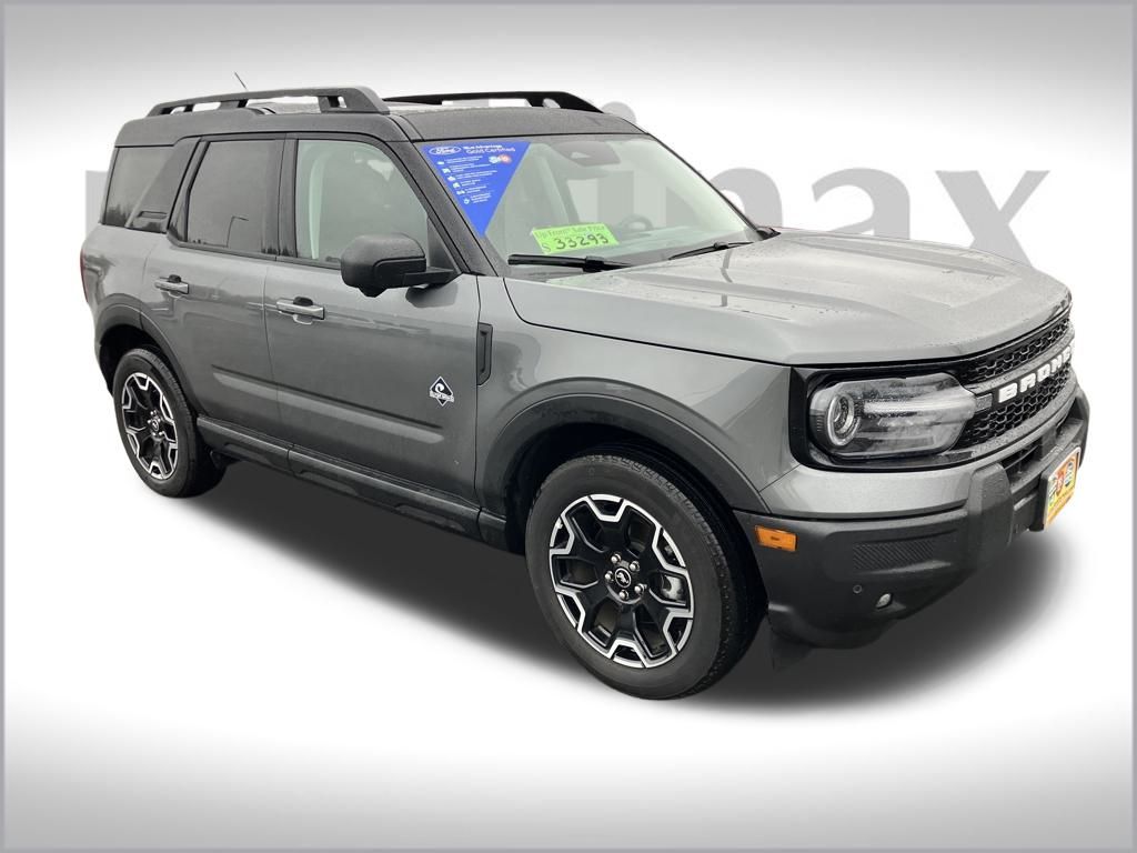 2025 Ford Bronco Sport Outer Banks's photo