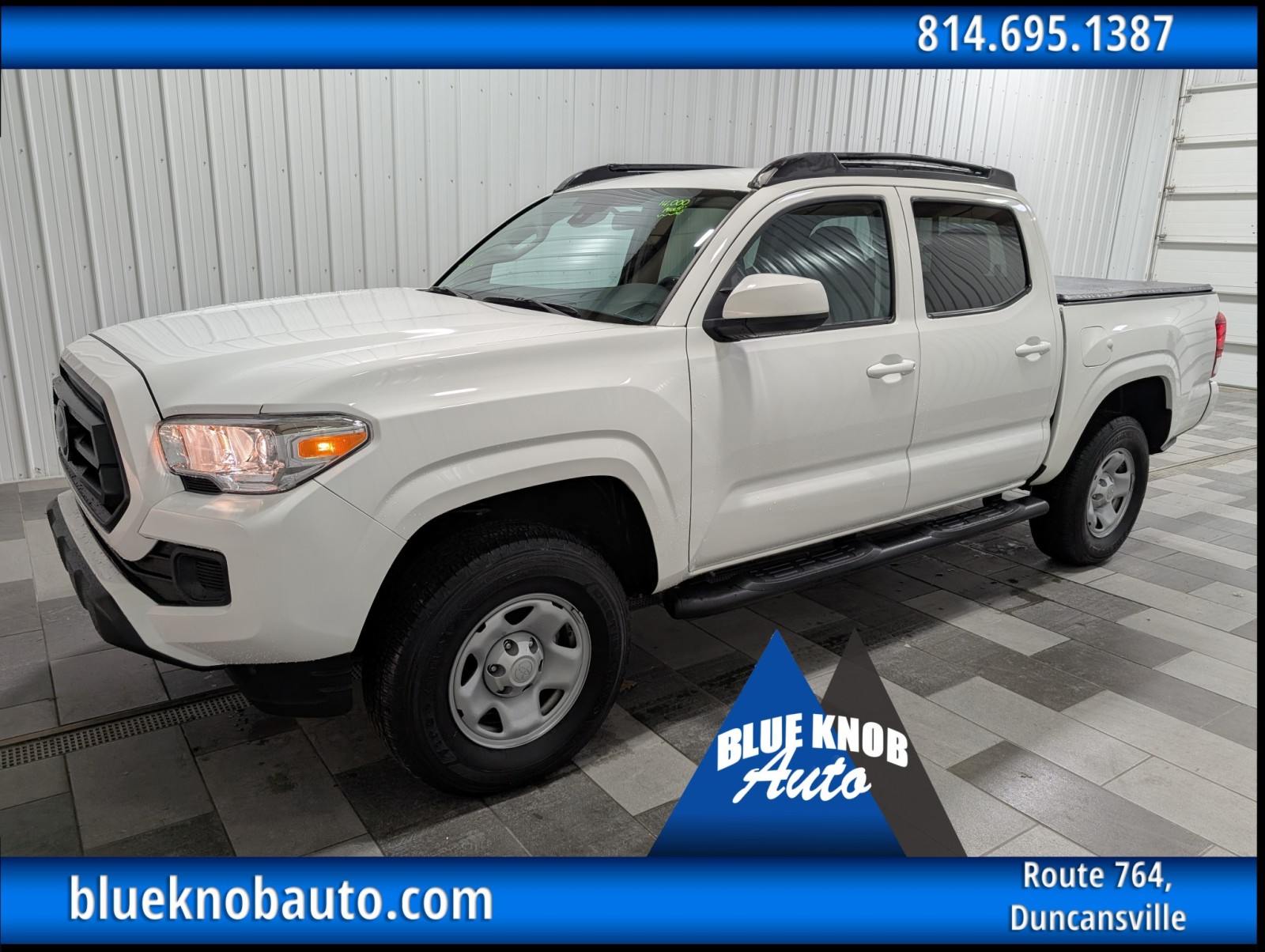 2023 Toyota Tacoma SR's photo