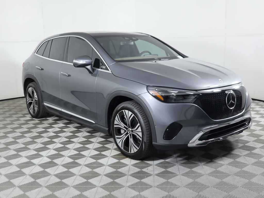 2026 Mercedes Benz EQE SUV 4MATIC photo 3