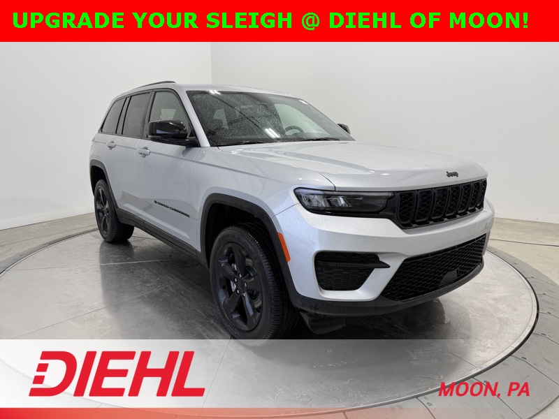 2025 Jeep Grand Cherokee Altitude's photo