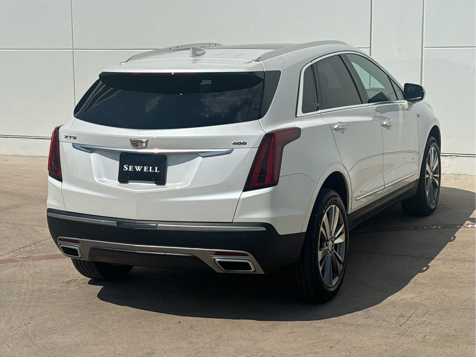 2025 Cadillac XT5 Premium Luxury photo 4