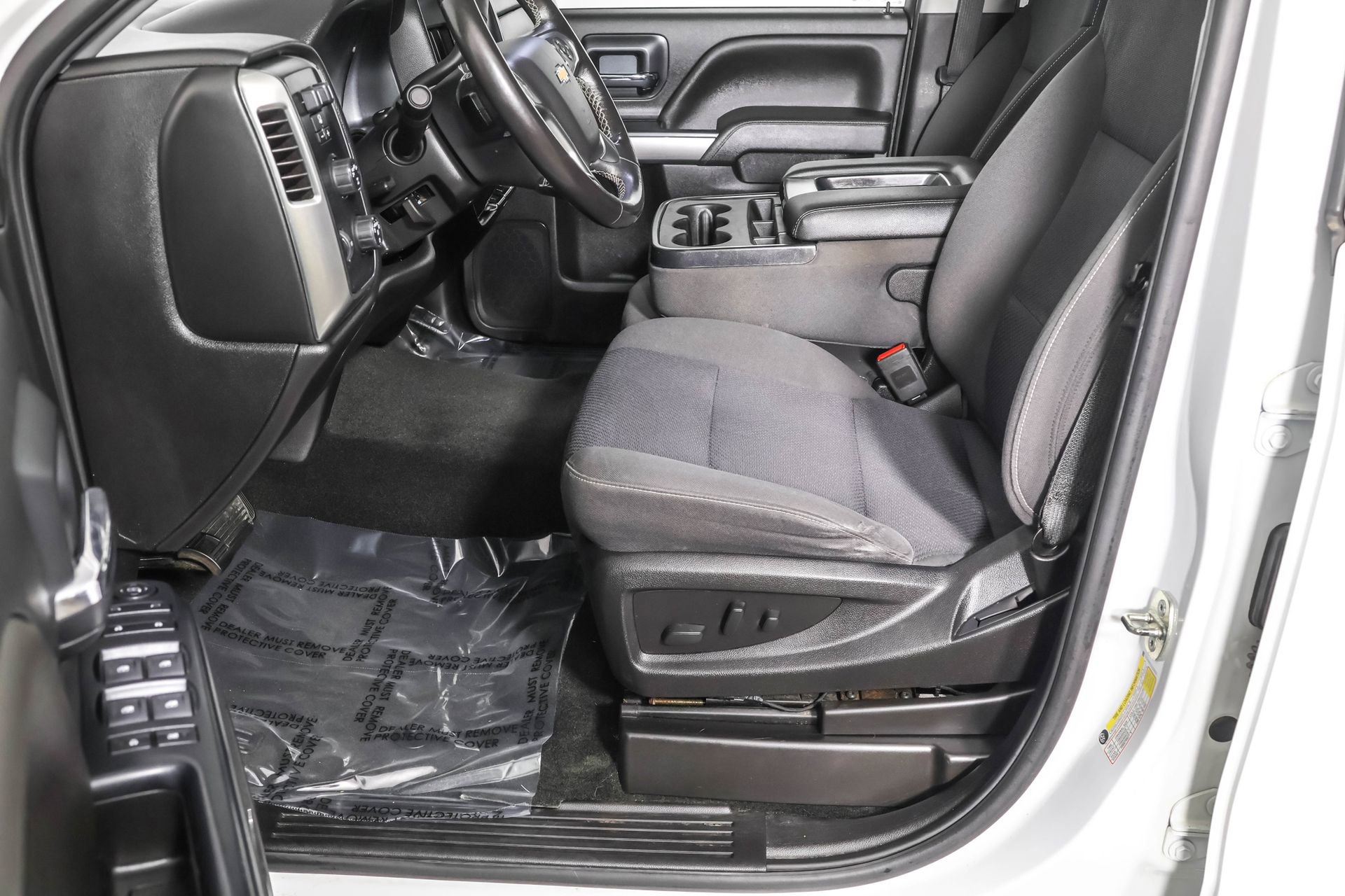 2018 Chevrolet Silverado 1500 LT photo 12