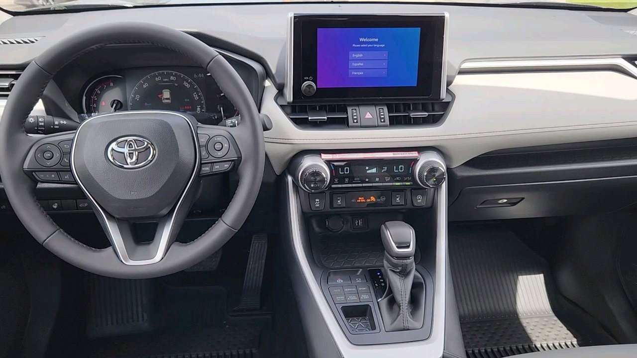2025 Toyota RAV4 XLE Premium photo 12