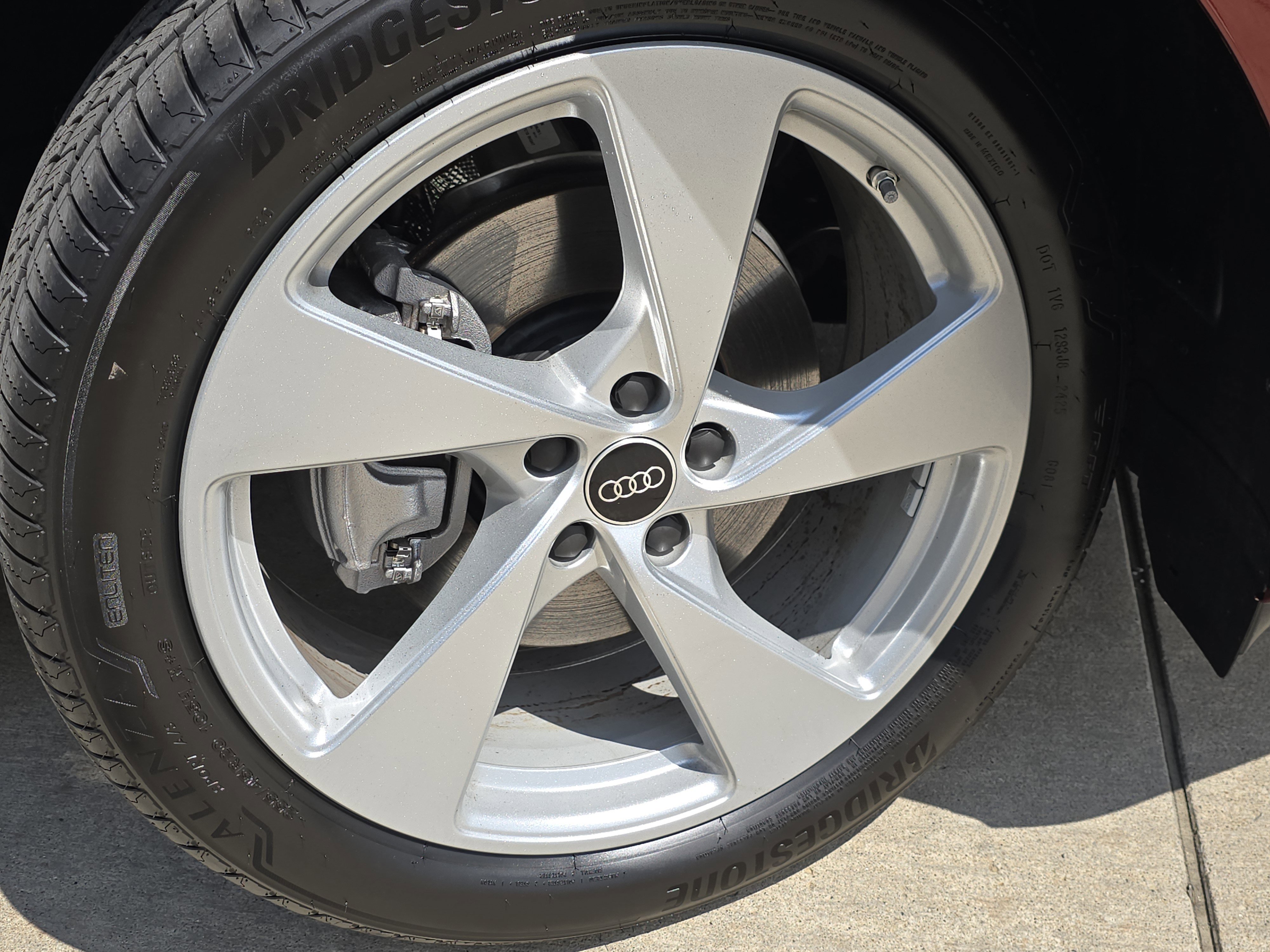 2025 Audi Q5 Premium Plus photo 9