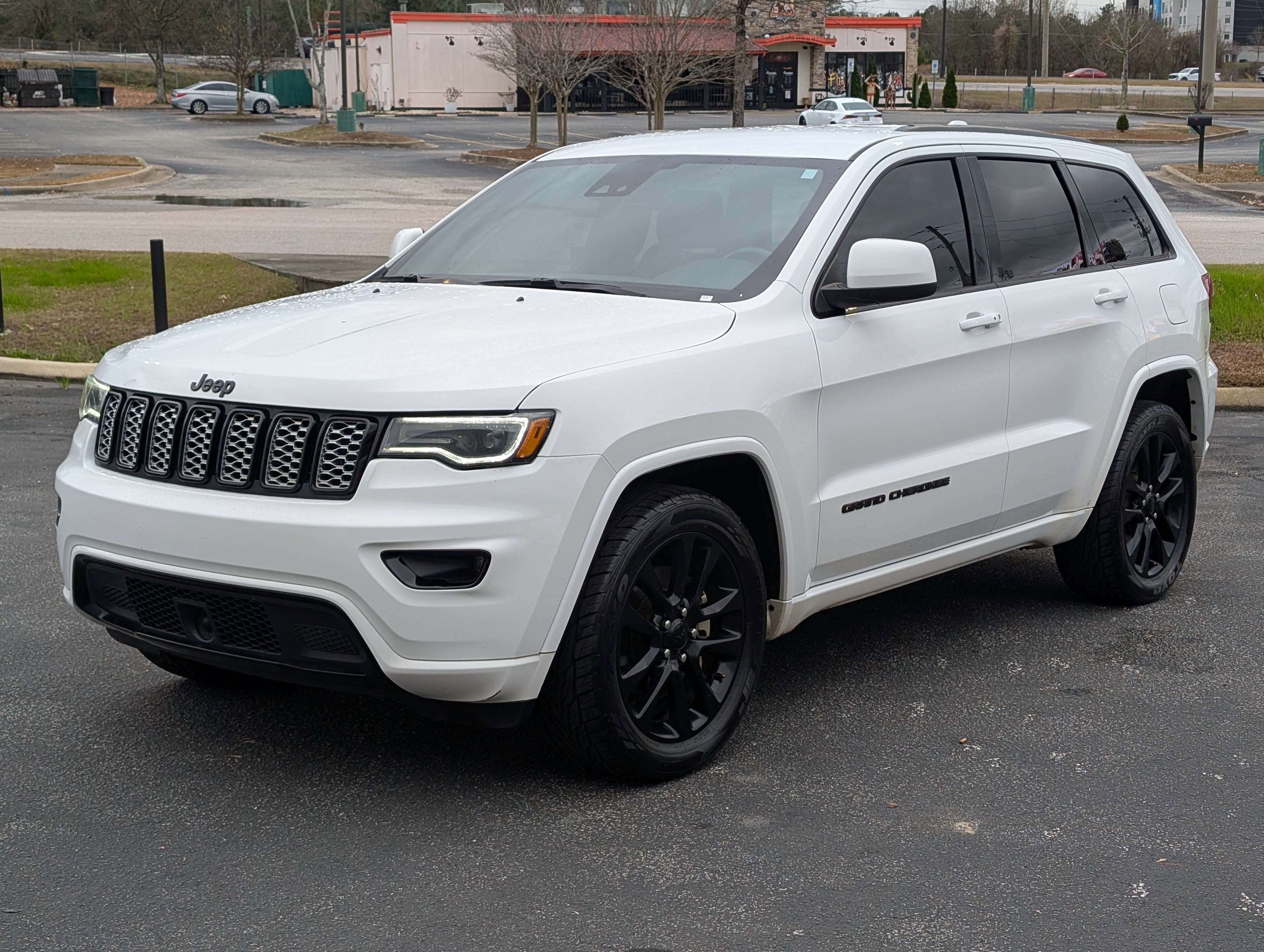 2021 Jeep Grand Cherokee Laredo X's photo