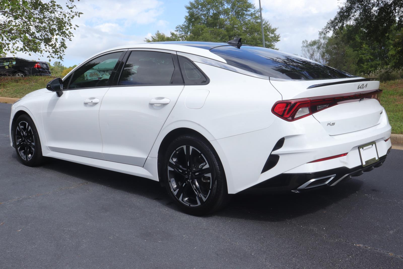 2022 Kia K5 GT-Line photo 3