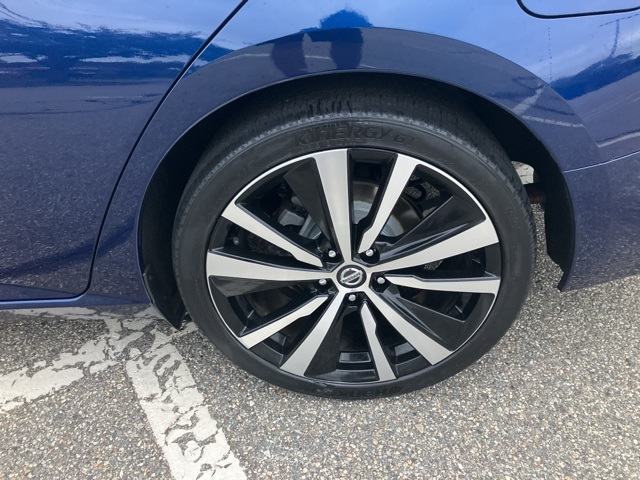 2020 Nissan Altima 2.5 SR photo 10