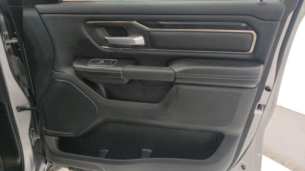 2022 Ram 1500 Rebel photo 25