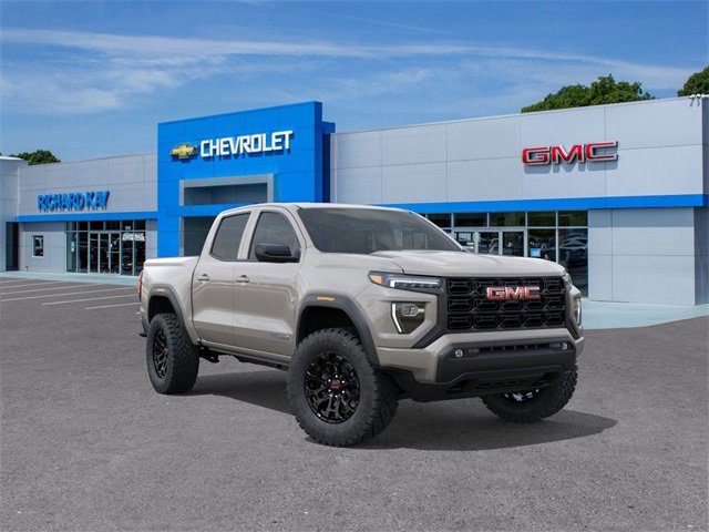 2026 GMC Canyon Elevation's photo